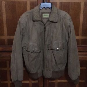 Vintage 90’s leather bomber jacket😍